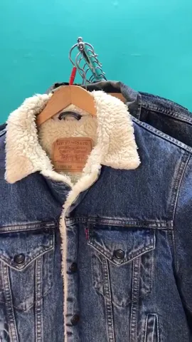 Denim branded jackets ( lee,wrangler,levis)