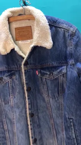 Denim branded jackets ( lee,wrangler,levis)