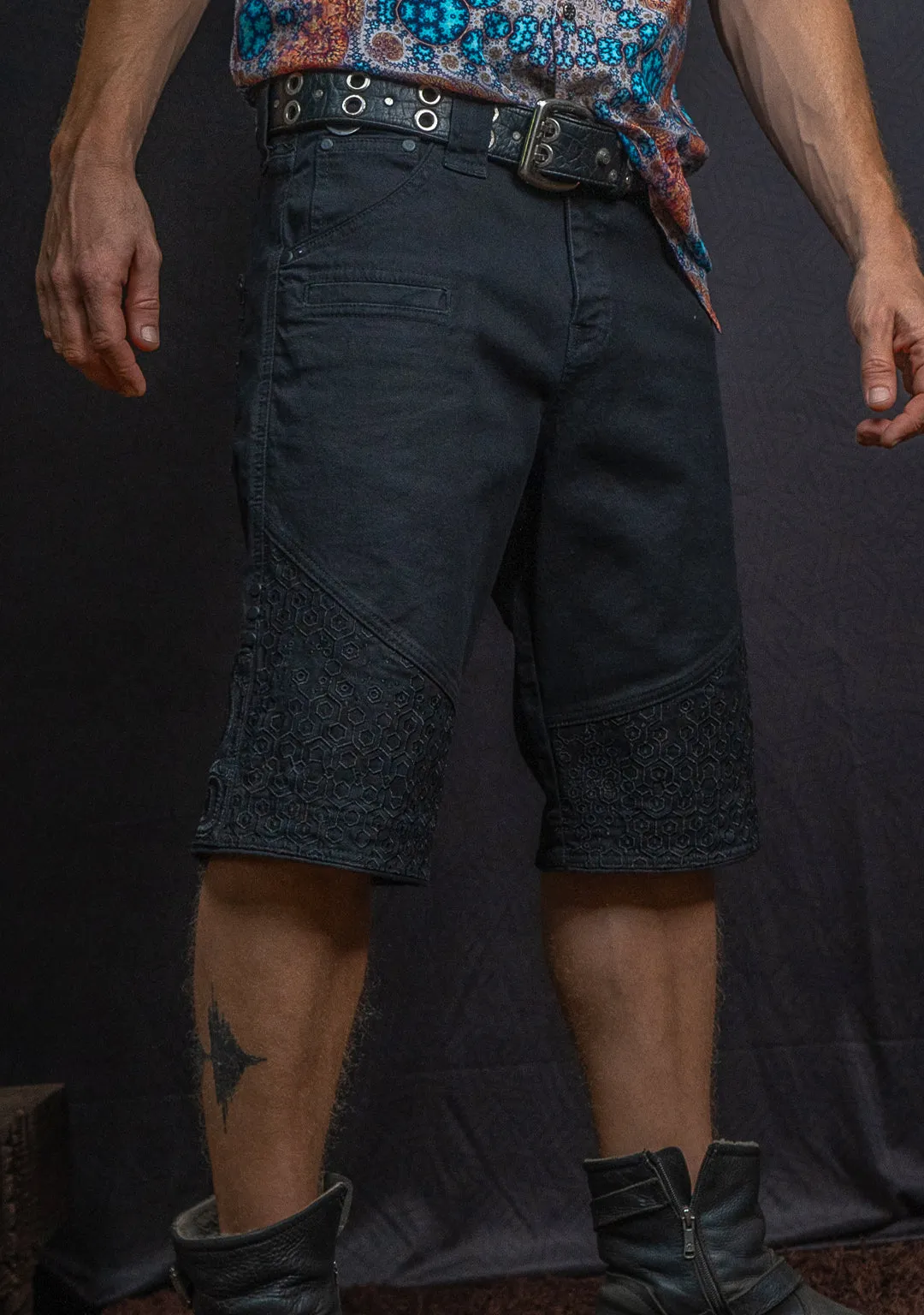 Flying Short Men / Stretchy Denim Digital Embroidery - Black KAMBOZII