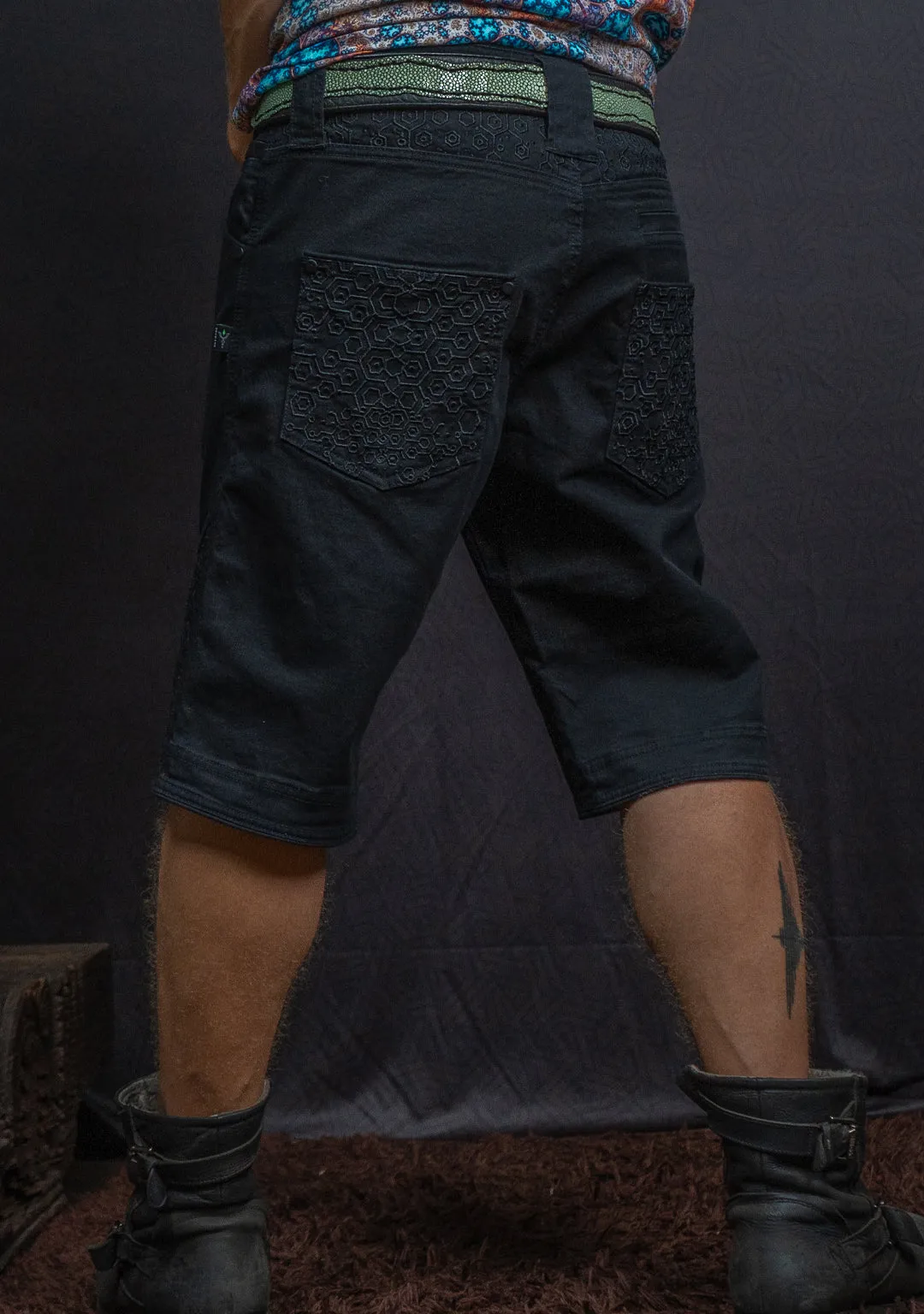 Flying Short Men / Stretchy Denim Digital Embroidery - Black KAMBOZII