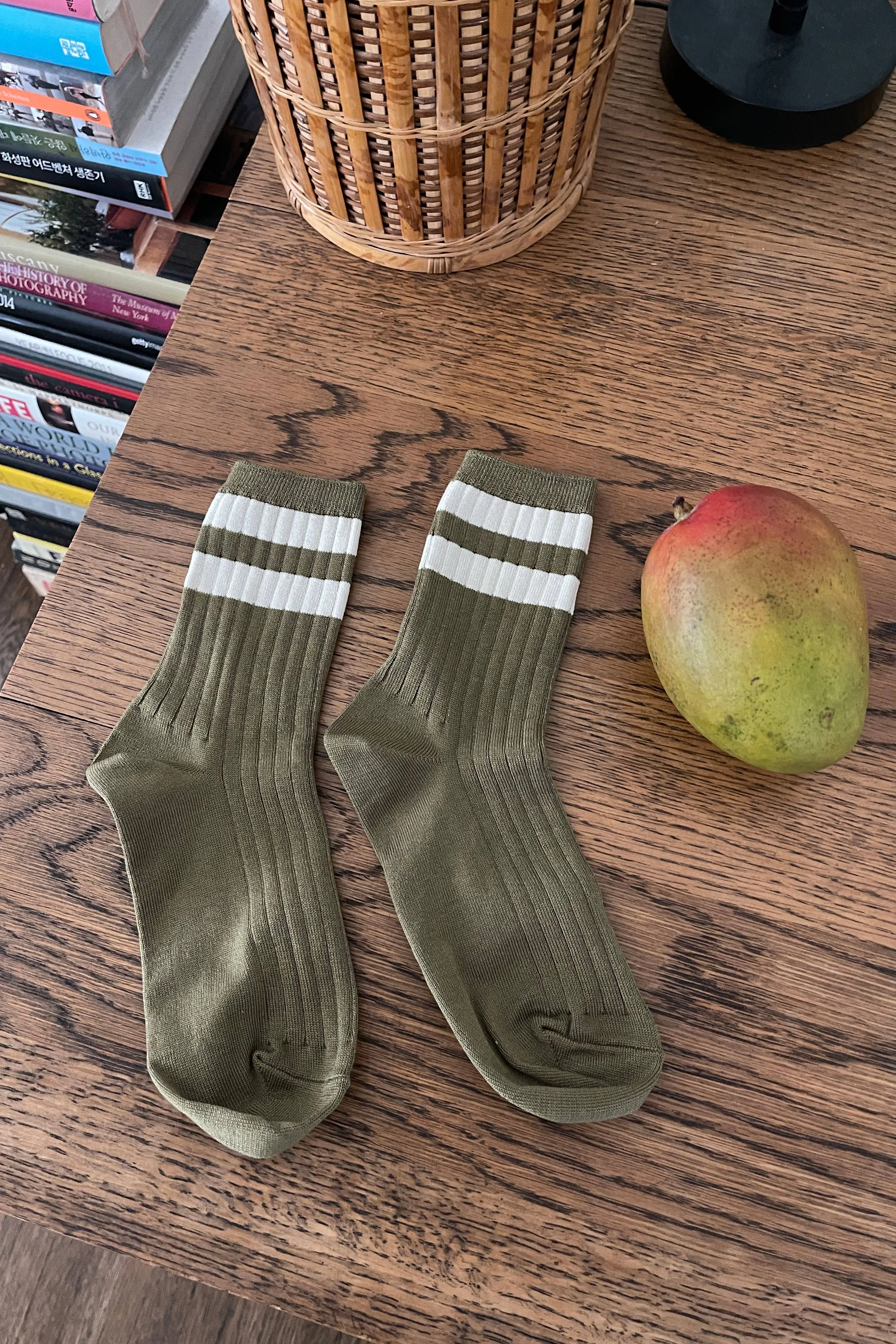 LE BON SHOPPE  Her Socks | Varsity: Blue